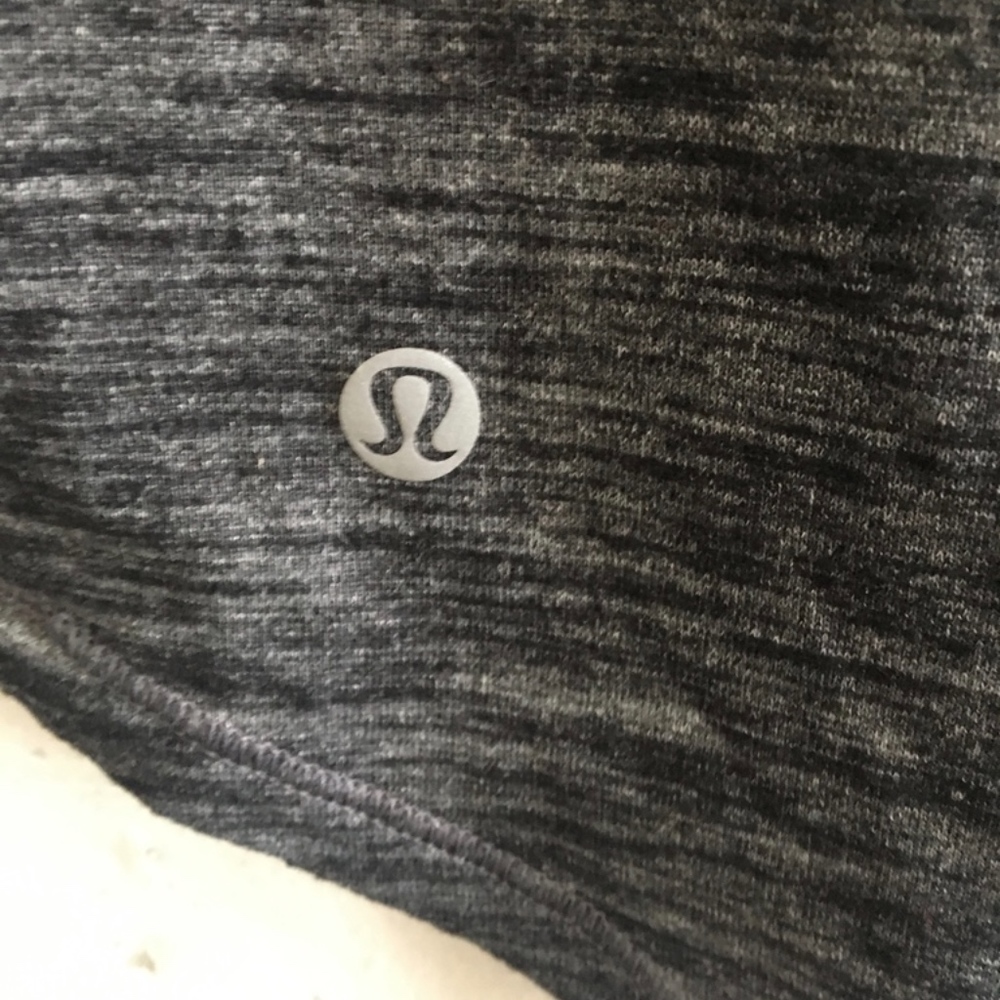 lululemon short-sleeve top